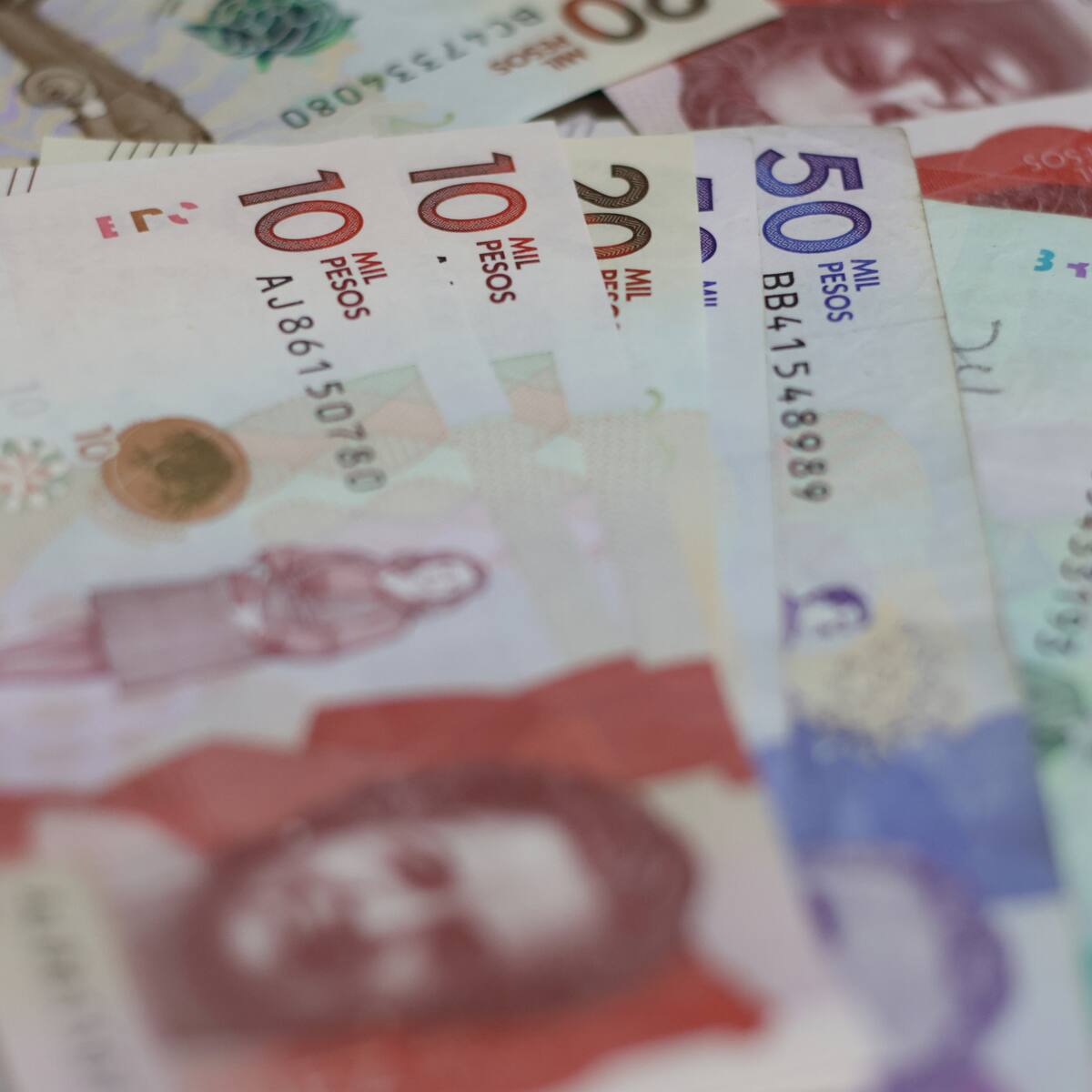 Renta Ciudadana, Ingreso Solidario y bono de 500 mil pesos: Todo lo que tiene que saber