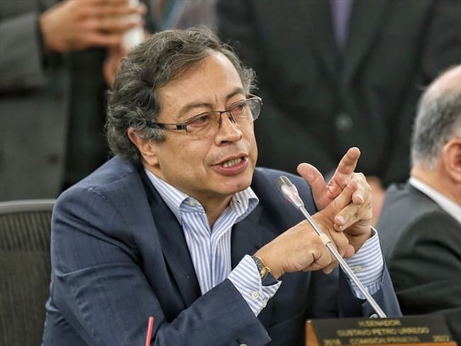 Gustavo Petro reaccionó a la imputación anunciada por la Fiscalía contra el exgobernador Sergio Fajardo. Foto: Colprensa / CAMILA DÍAZ