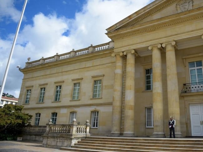 Presidencia contrató encuesta por más de $480 millones para medir percepción de gestión. Foto: Getty Images