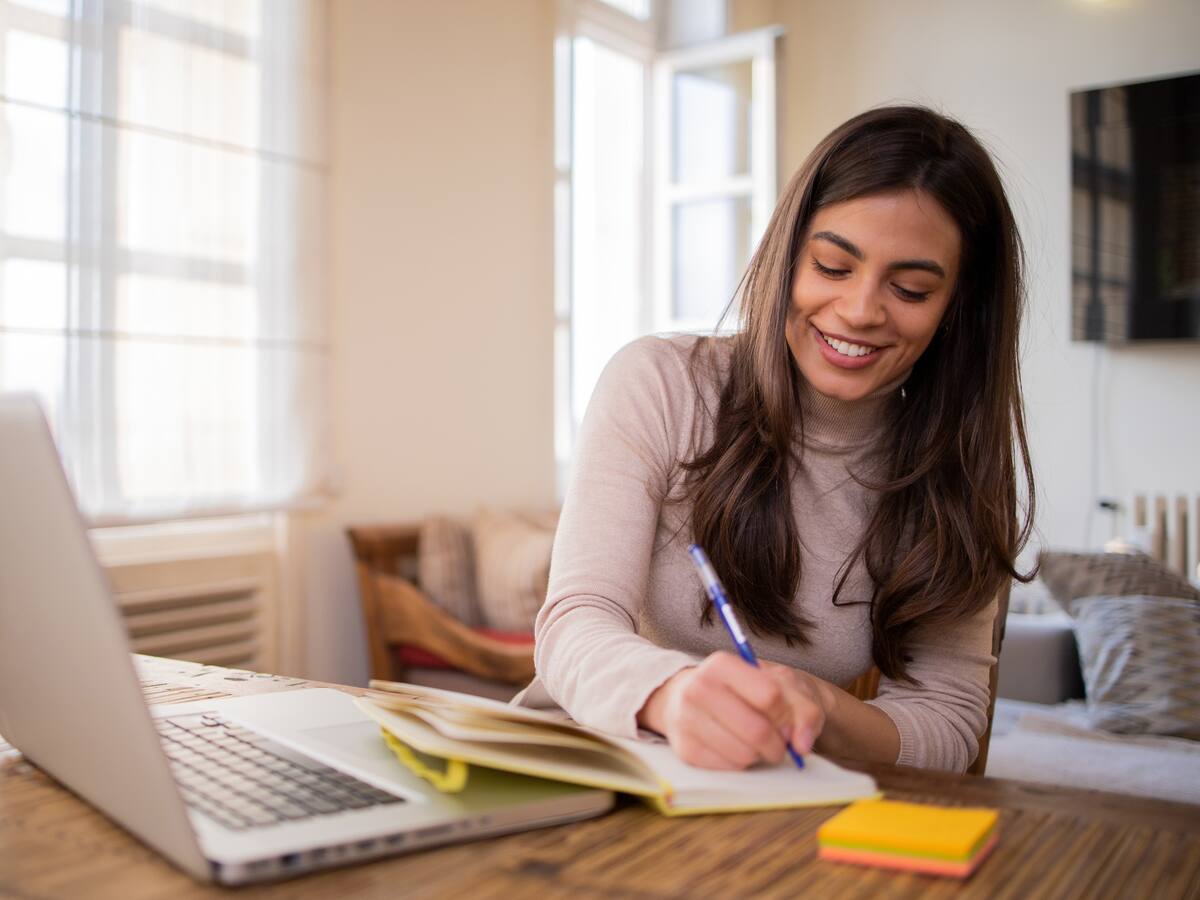 ¿En qué áreas? Abren cursos virtuales gratuitos en la Cámara de Comercio de Bogotá