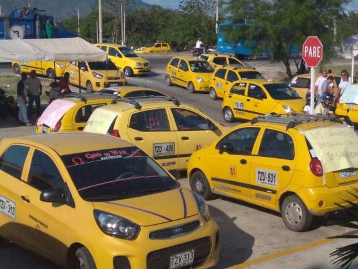 Taxistas de Santa Marta denuncian detrimento por aumento del precio de la gasolina