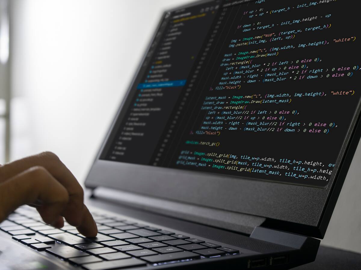 Nueve exfuncionarios del gobierno de Iván Duque negaron haber comprado el software Pegasus