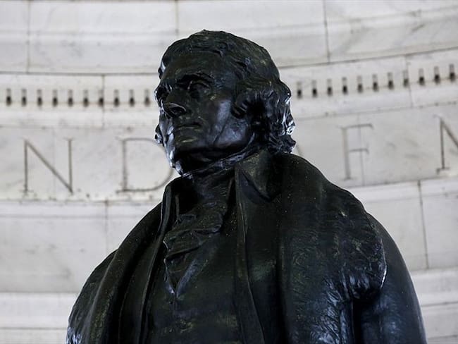 ¿Por qué un descendiente de Thomas Jefferson pide que se derribe su estatua?