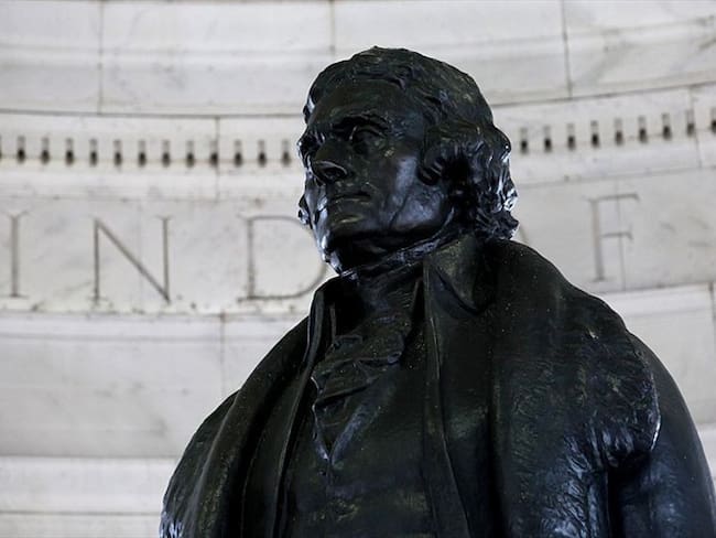 ¿Por qué un descendiente de Thomas Jefferson pide que se derribe su estatua?