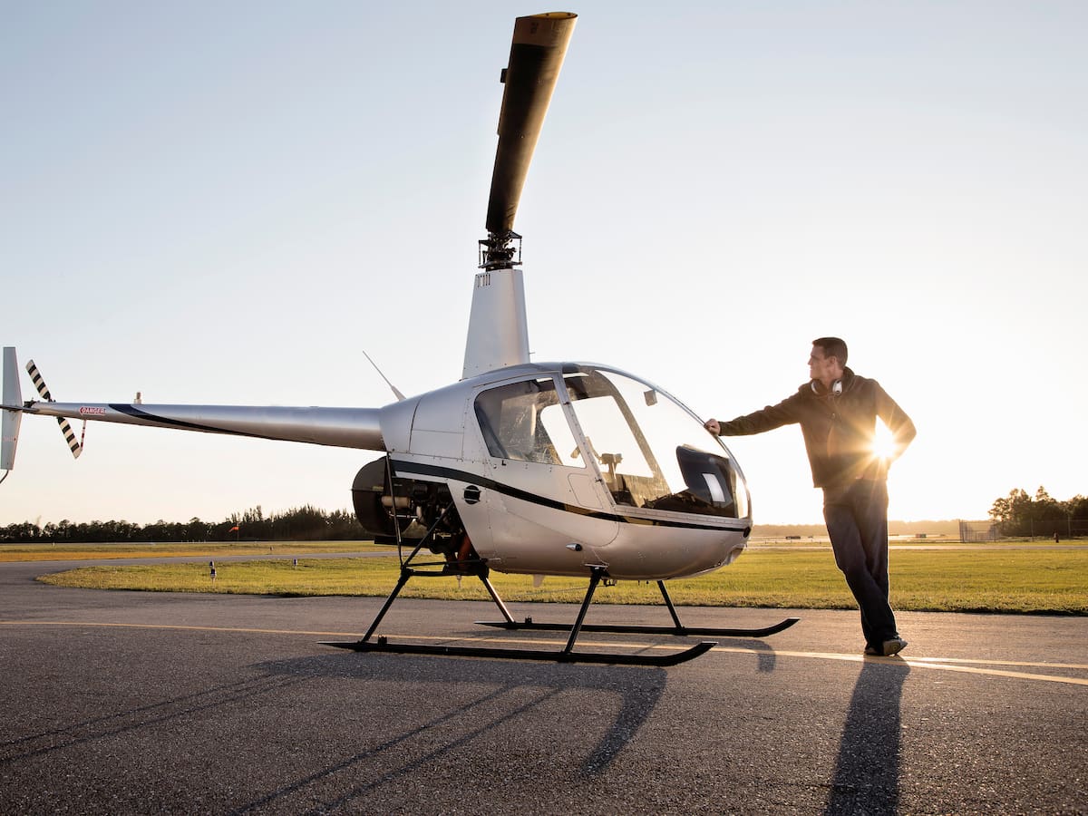 ¿Cuánto gana un piloto de helicóptero en Colombia?