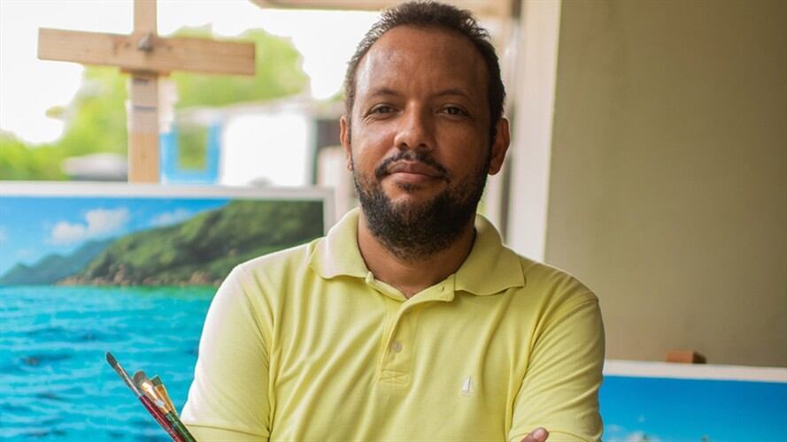 De sufrir el huracán en Providencia a pintar el mar como ningún otro. Foto: Luis Howard