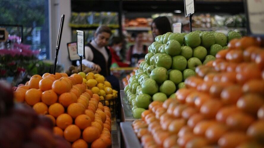 Gracias a su alto contenido en vitaminas y minerales, muchas frutas ayudan a disminuir esas arruguitas. Foto: Colprensa.