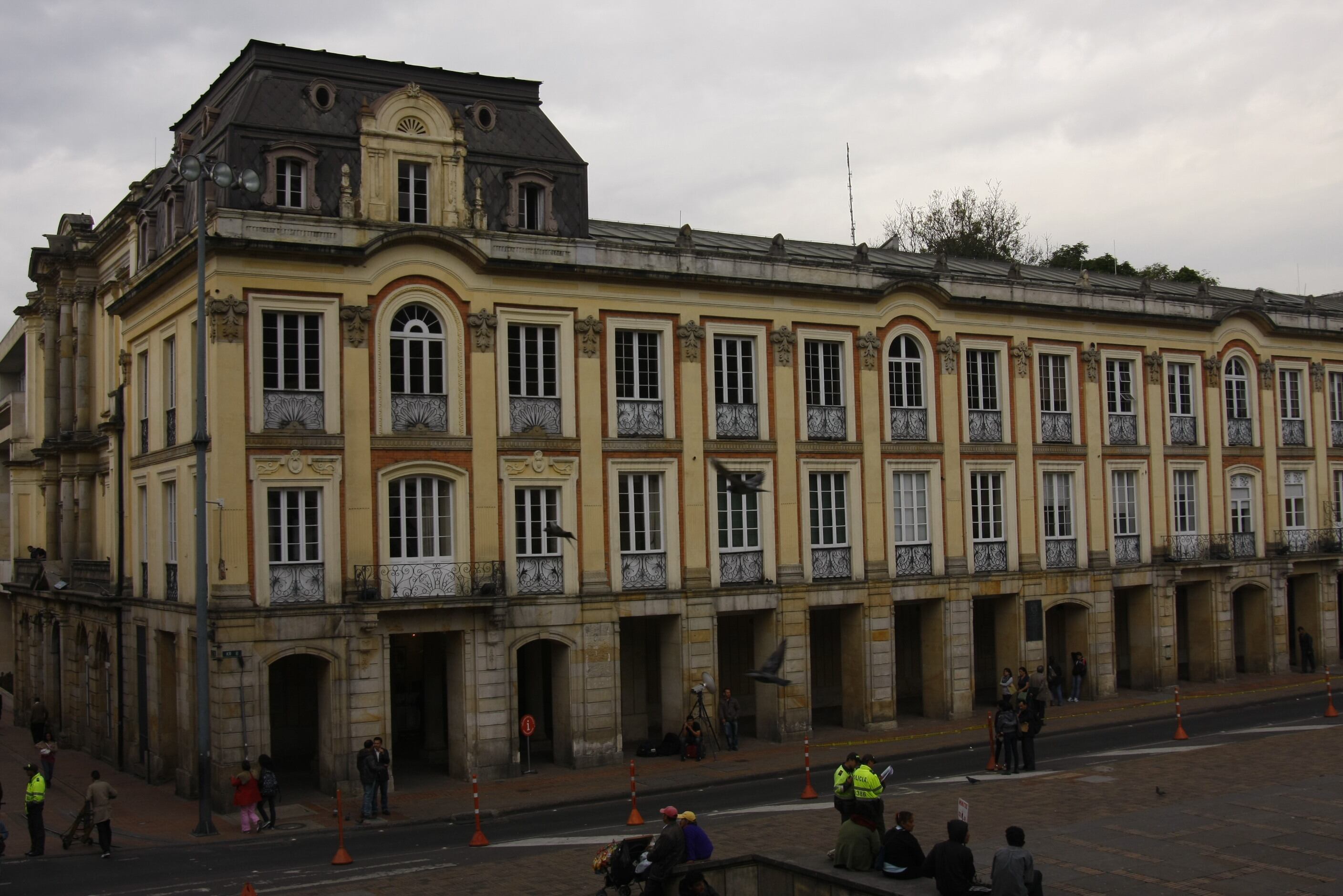 Fachada de la Alcaldía de Bogotá. (COLPRENSA / FOTO CHRISTIAN CASTILLO M).