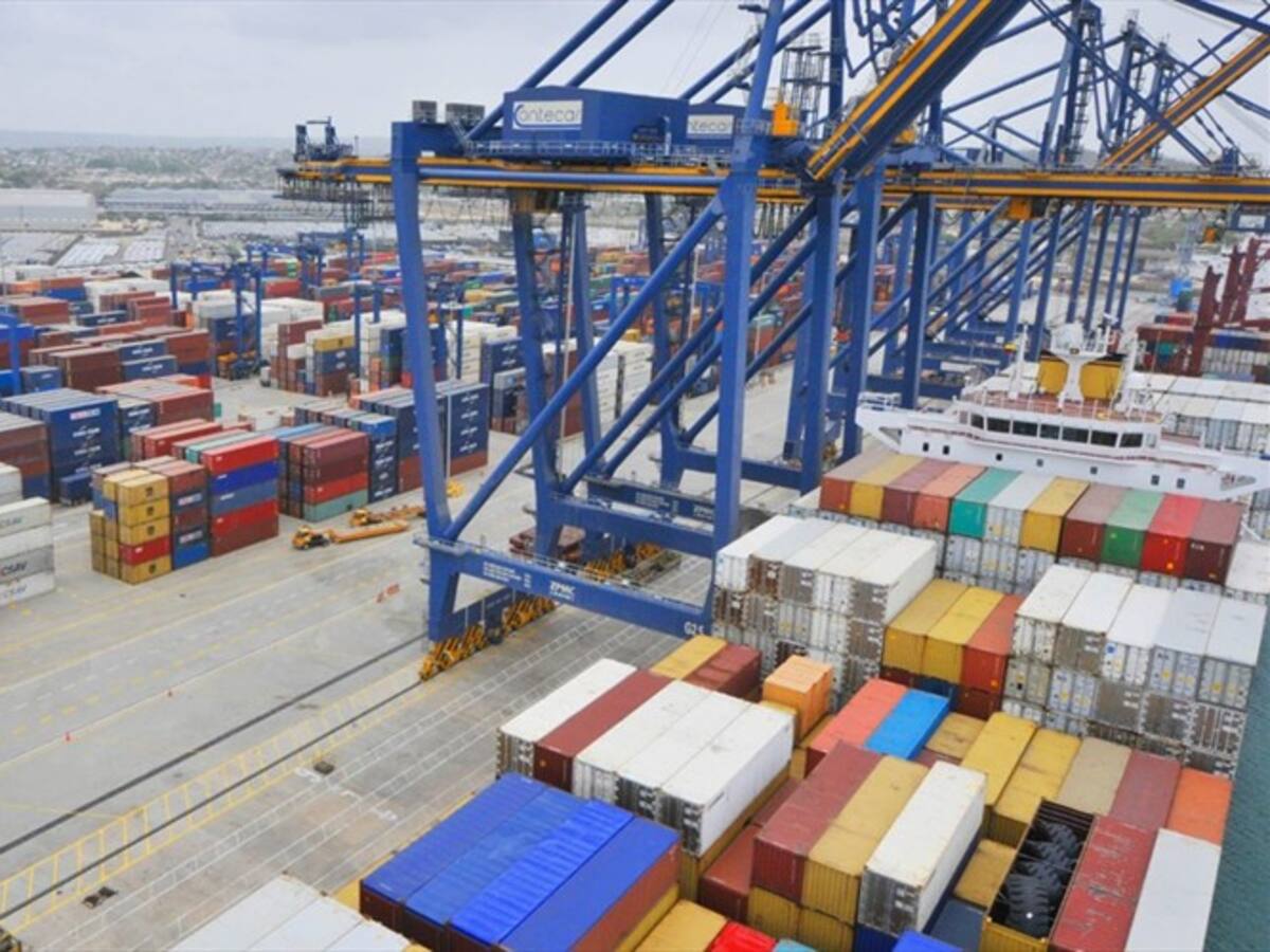 Las exportaciones en agosto subieron 28,4 %, respecto al año pasado