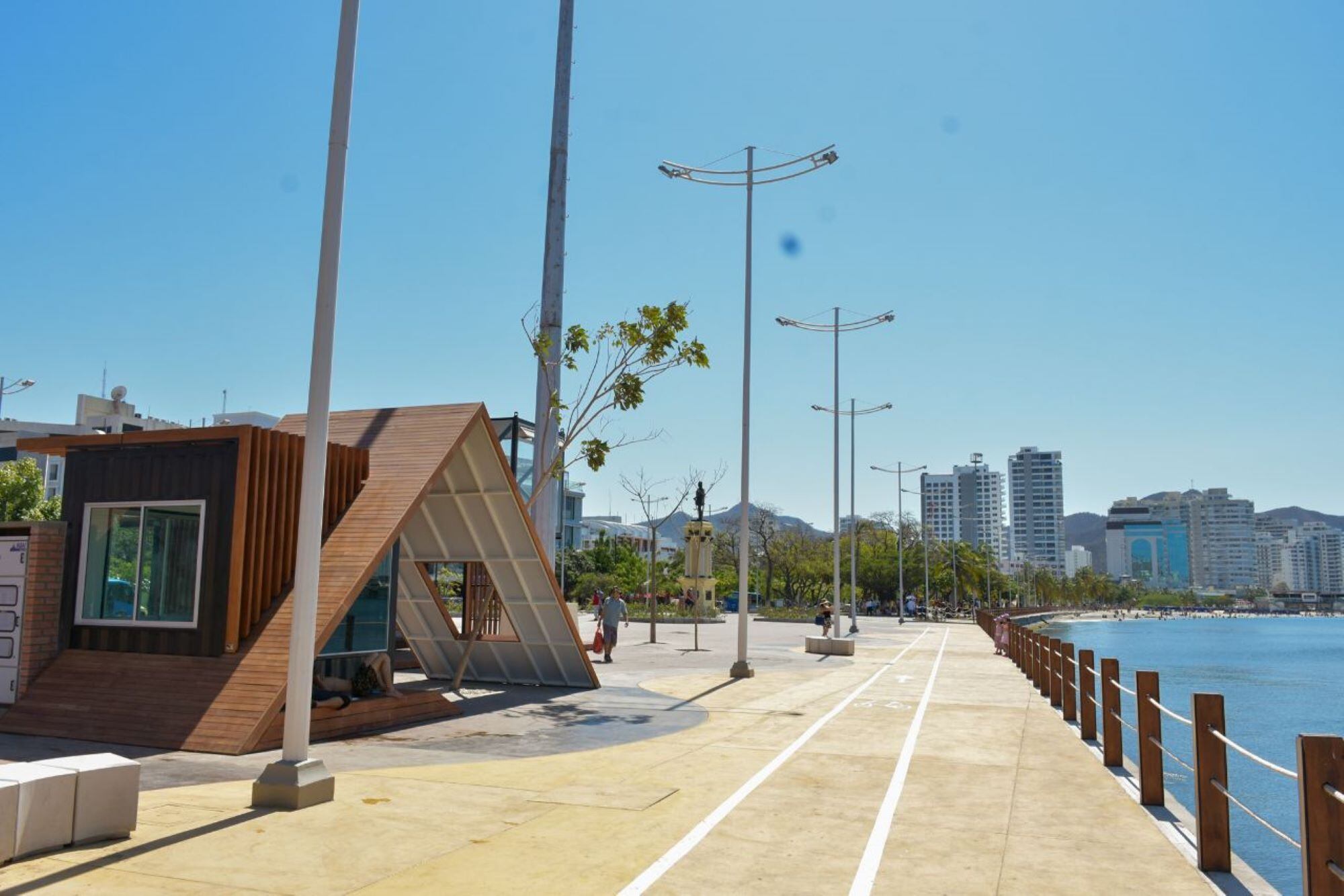 Módulos comerciales/ Alcaldía de Santa Marta