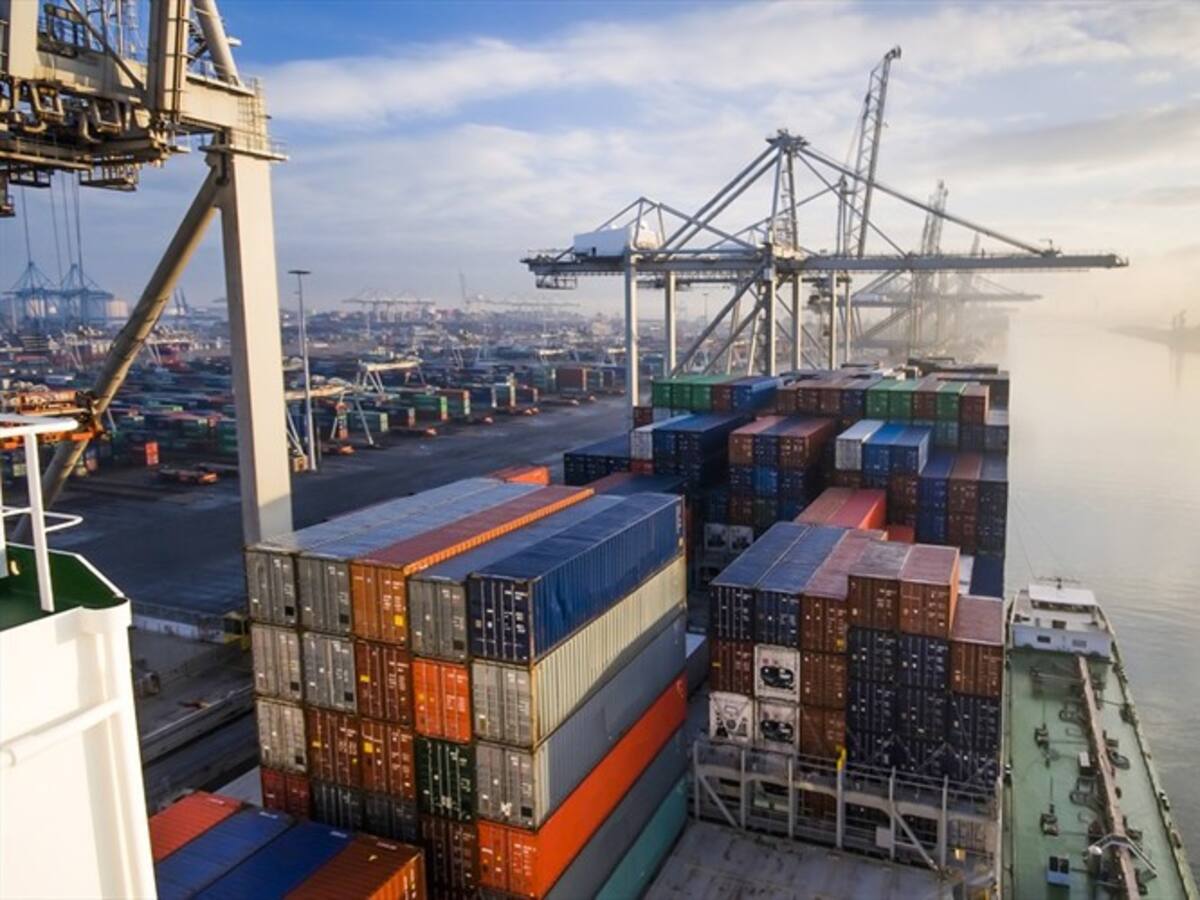 ¿Los impuestos a los productos incentiva el contrabando?