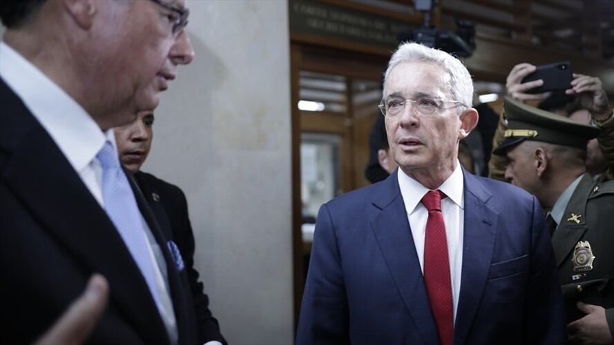 La Sala de Instrucción de la Corte Suprema de Justicia emitió ocho compulsas de copias contra once personas que, al parecer, habrían mentido en sus testimonios en el caso contra Álvaro Uribe. Foto: Colprensa