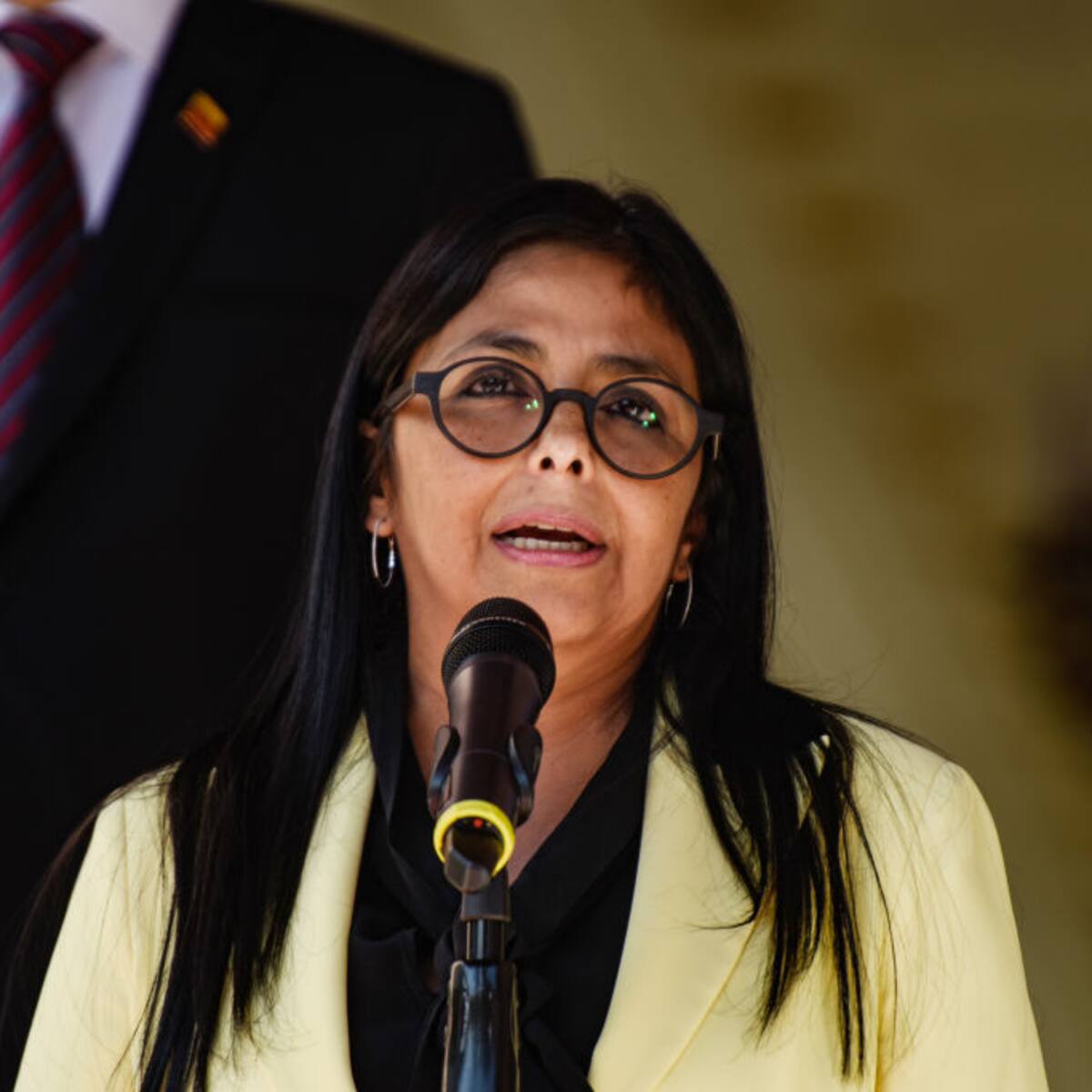 Delcy Rodríguez decretó 7 días de duelo en honor a “jóvenes mártires” que defendieron a Maduro