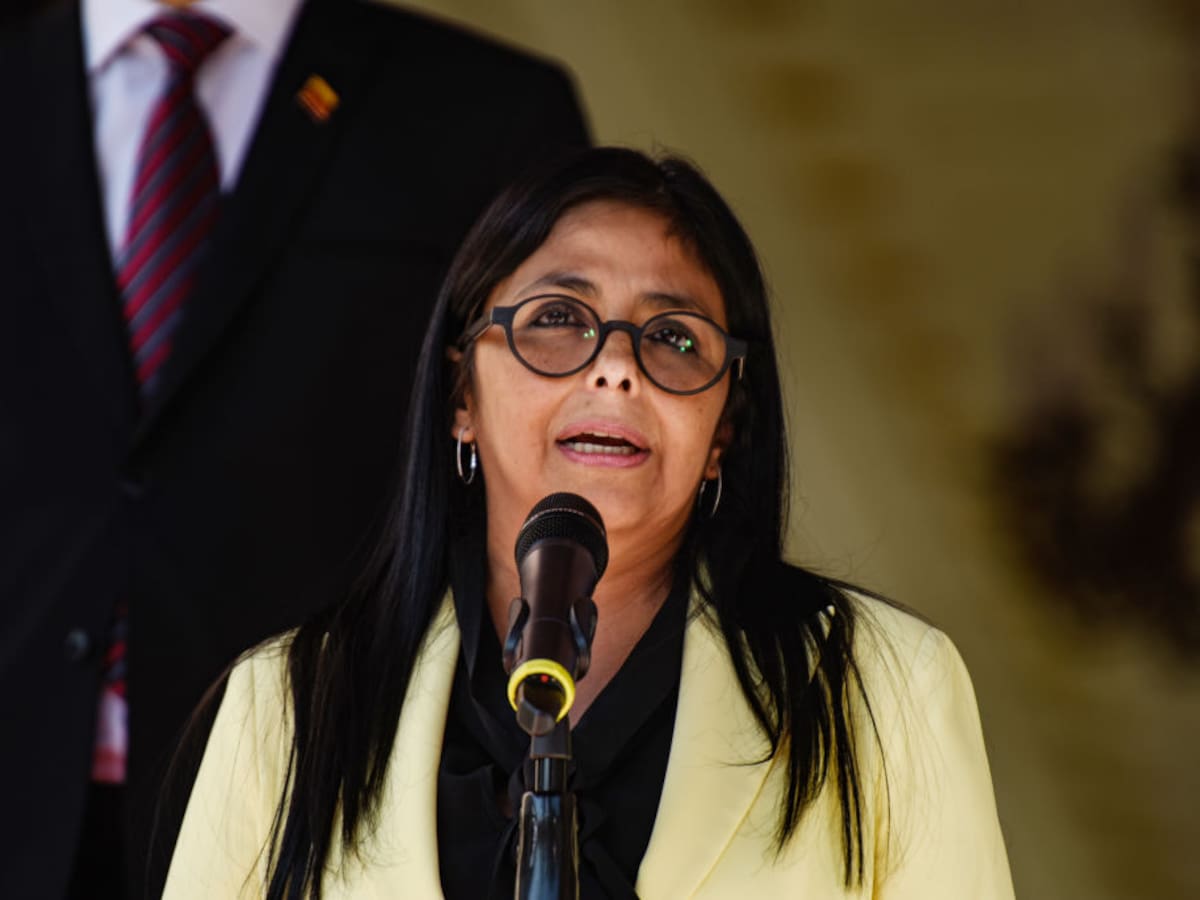 “Aquí manda el pueblo venezolano y hay un Gobierno: el de Nicolás Maduro”, afirmó Delcy Rodríguez