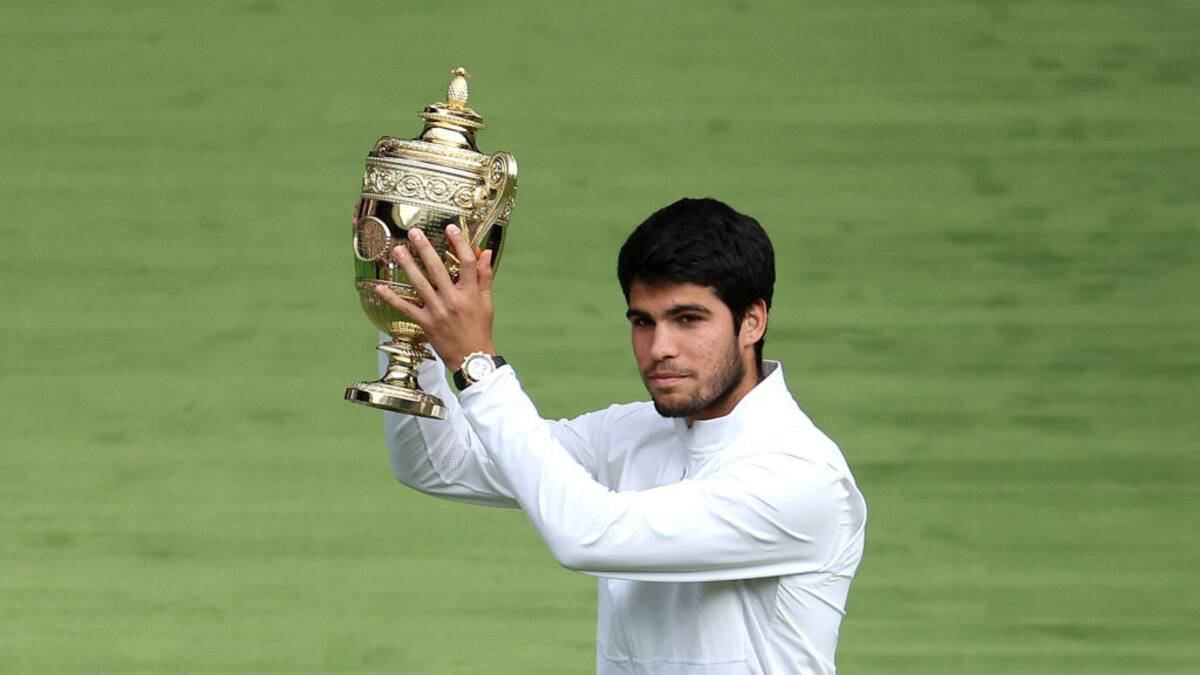 Carlos Alcaraz venció a Novak Djokovic y se coronó campeón en Wimbledon