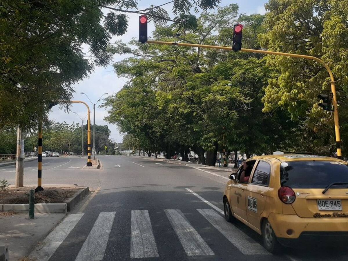 Más de 80.000 vehículos particulares dejan de circular en la jornada del Día sin Carro en Montería