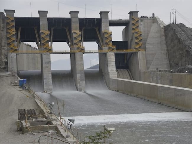 ¿Aseguradora debe asumir los costos de la contingencia de Hidroituango?