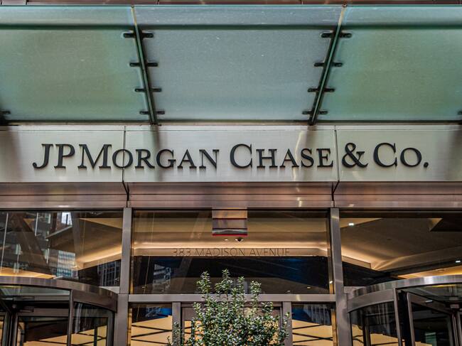 JP Morgan pide al gobierno Petro "medidas tangibles" para la estabilidad económica de Colombia