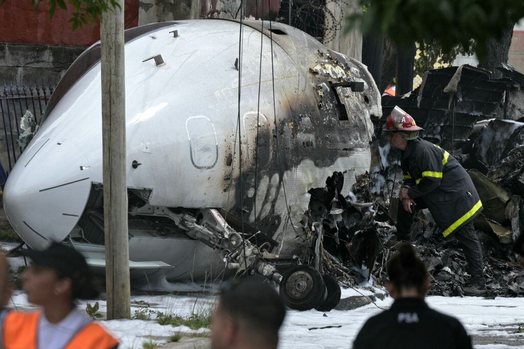 Incendio de un avión en Buenos Aires. I Foto: JUAN MABROMATA/AFP via Getty Images.