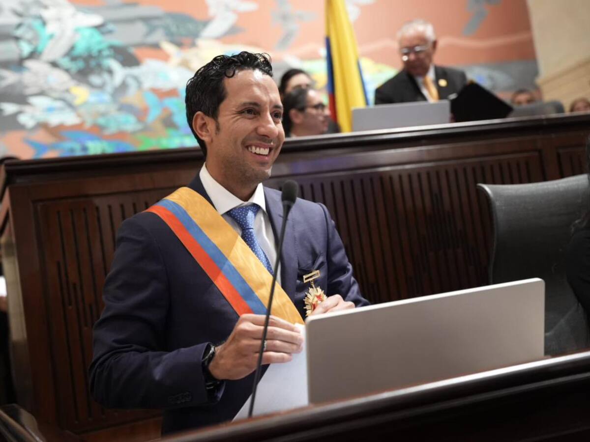 “Yo voté por el presidente Petro”: Julián López, presidente de la Cámara, habla en La W
