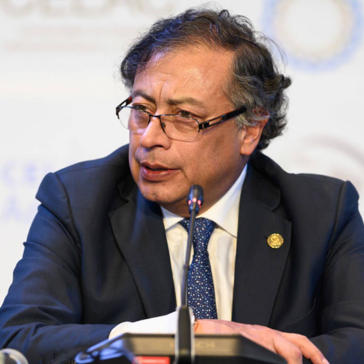 CNE abre indagación por cuentas de campaña de Gustavo Petro
