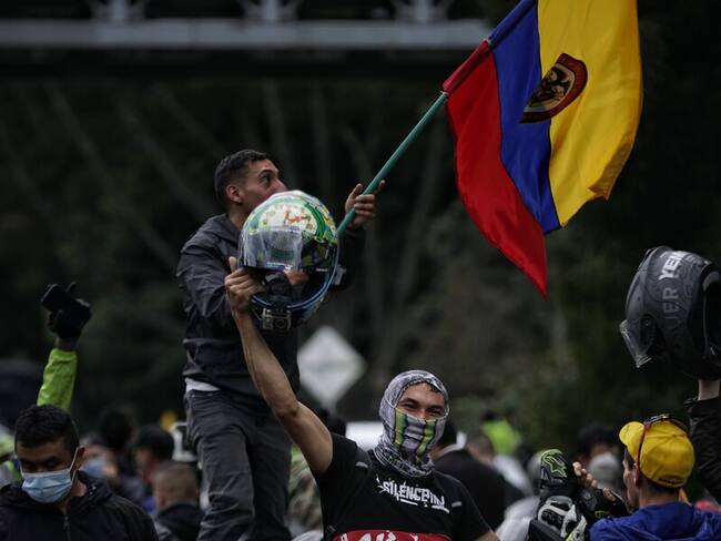 Avanzan las protestas de motociclistas en Bogotá