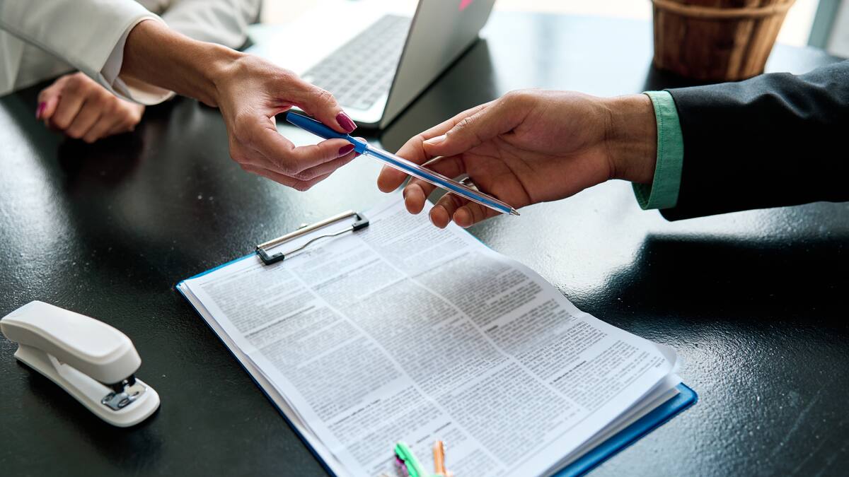 ¿Qué debe contener un contrato de arrendamiento de vivienda? Link para elaborarlo de manera online