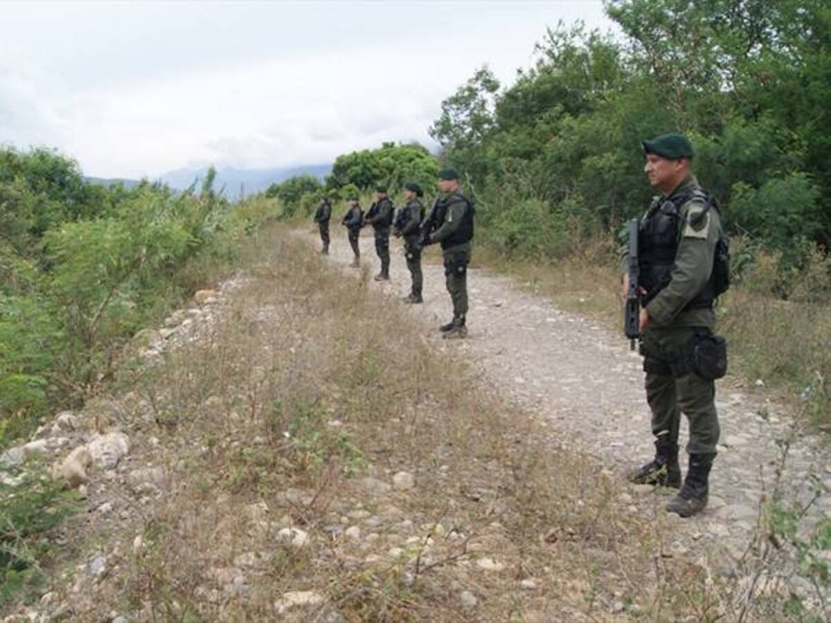 Cuerpos de seguridad en la frontera con Venezuela están tras la pista del grupo ‘La Línea’