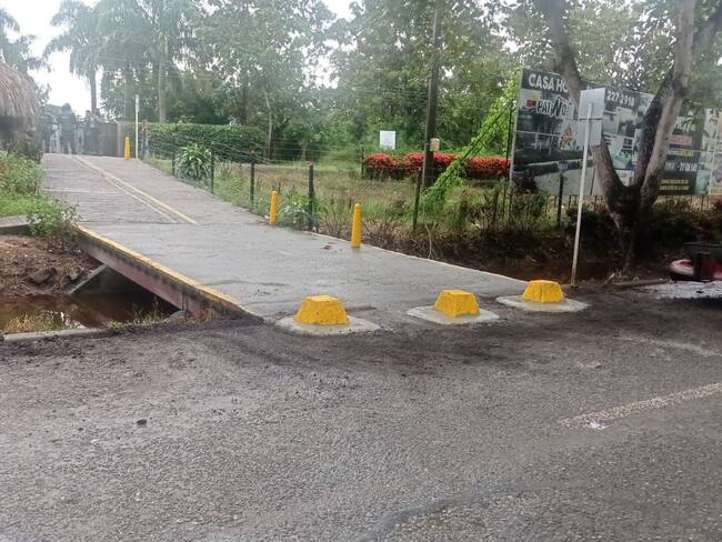 Levantan bloqueo en la vía de acceso al aeropuerto Los Garzones de Montería. Foto: Cortesía.