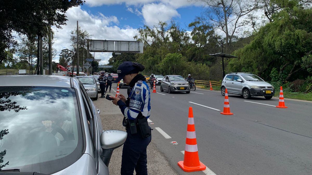 Solicitud de documentación vehículos. Foto Twitter: @SectorMovilidad