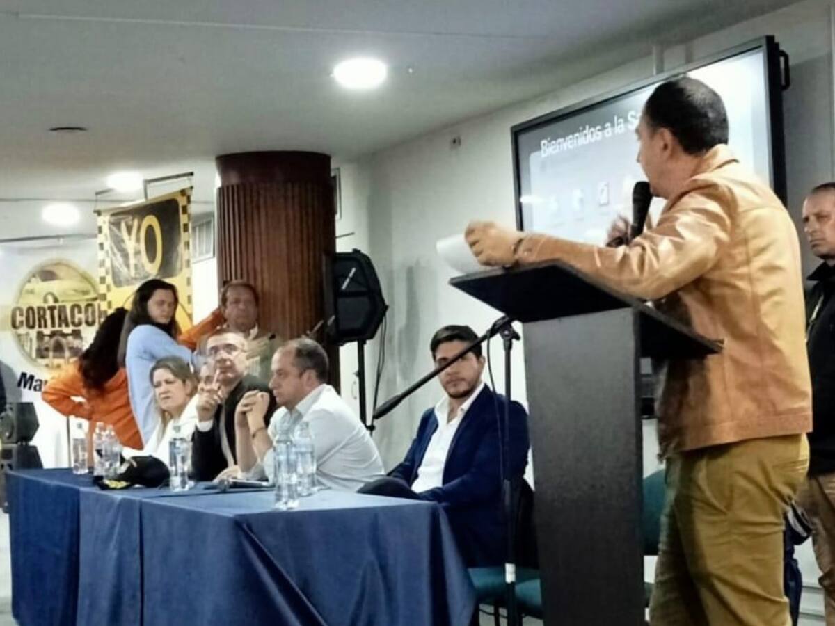 Taxistas en todo el país podrían ir a paro el 9 de agosto