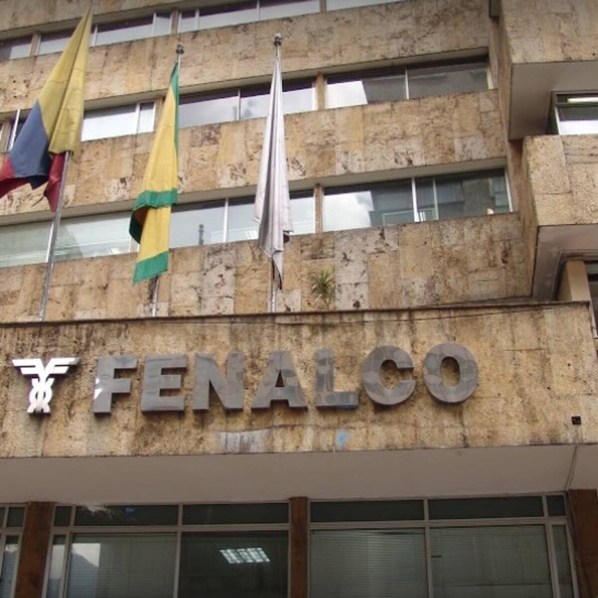 Fenalco rechaza terminar acuerdo de importación de carros con Brasil