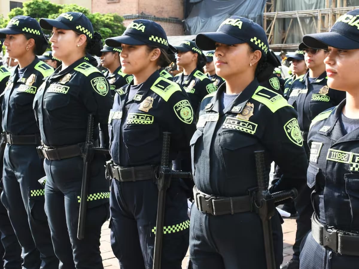 ¿Qué necesita una mujer para ser policía en Colombia? Edad mínima y otros requisitos oficiales