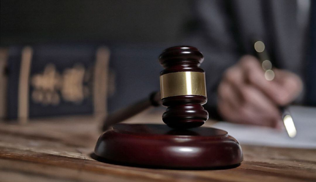 El martillo el Juez, símbolo de justicia. Foto: Getty Images.