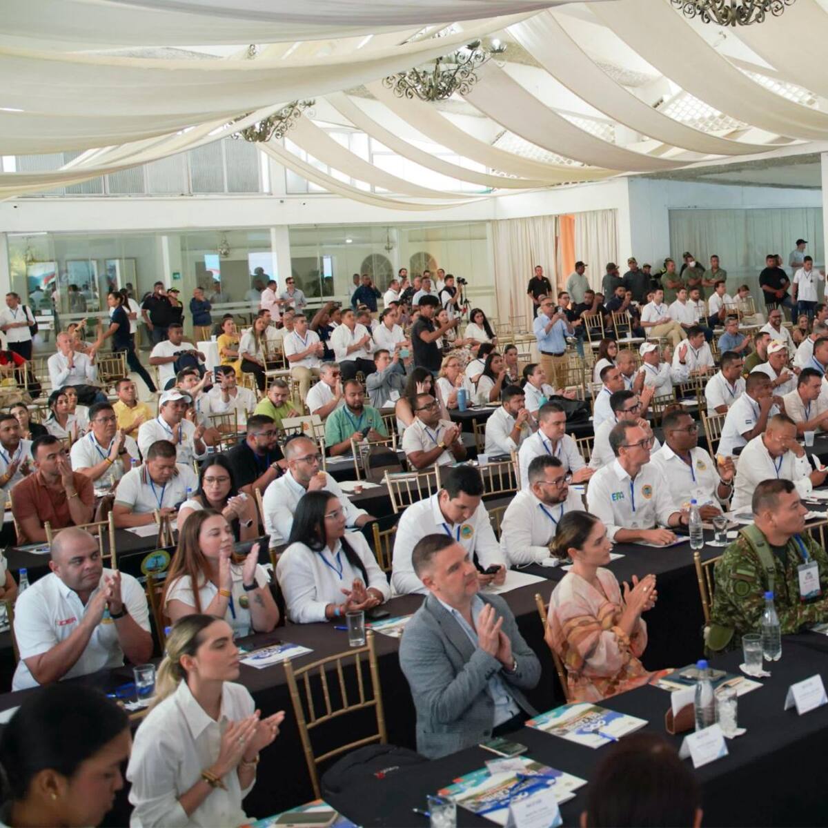 Desde las regiones hacia el centro: alcaldes del Caribe reclaman autonomía y soluciones reales