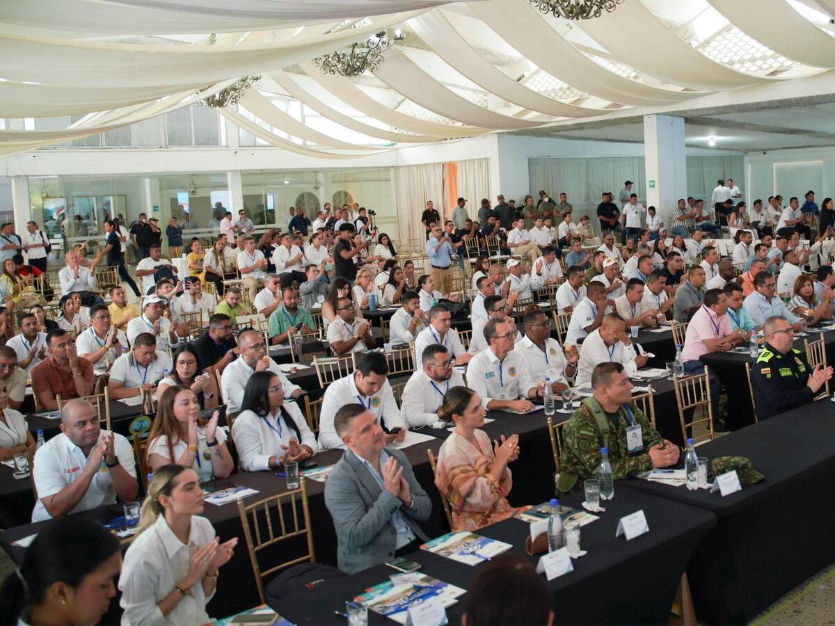 Desde las regiones hacia el centro: alcaldes del Caribe reclaman autonomía y soluciones reales