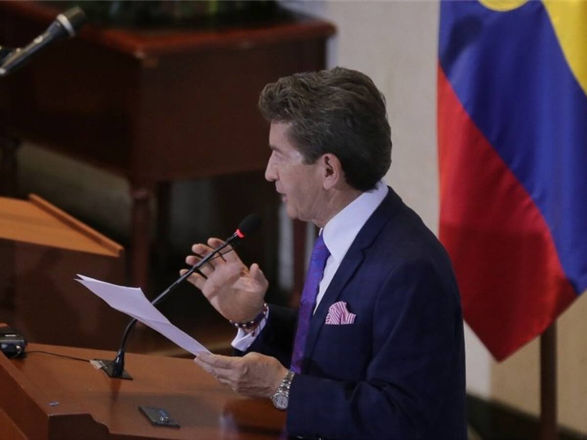 Gobernador de Antioquia a responder por acusaciones contra Bomberos de Segovia