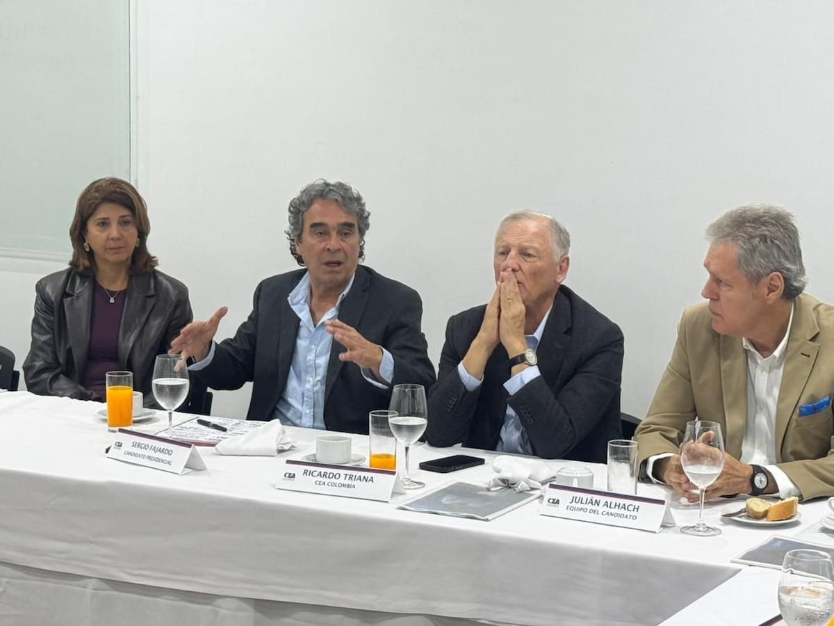 Sergio Fajardo se reúne con empresarios estadounidenses: hablan de sus propuestas para el 2026