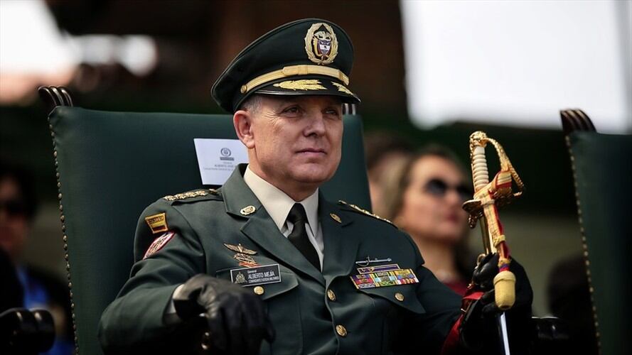 El excomandante general de las Fuerzas Militares, general Alberto José Mejía, está postulado al cargo de “embajador de Colombia ante el Gobierno de la Mancomunidad de Australia”. Foto: Colprensa