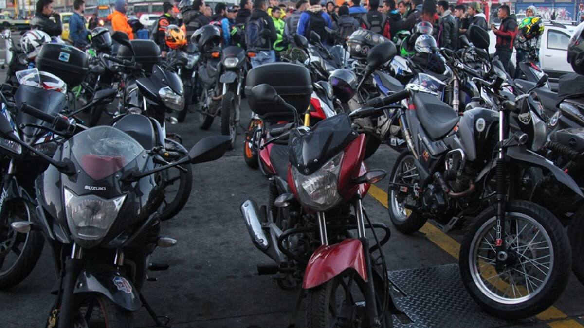 “No tienen pico y placa y sí menos impuestos”: Alcaldía responde a protestas de motociclistas en Bogotá