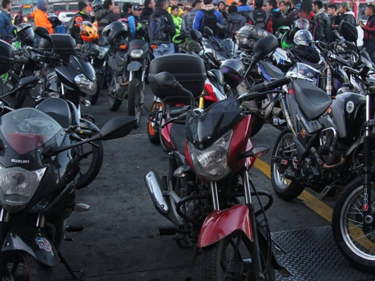 “No tienen pico y placa y sí menos impuestos”: Alcaldía responde a protestas de motociclistas en Bogotá