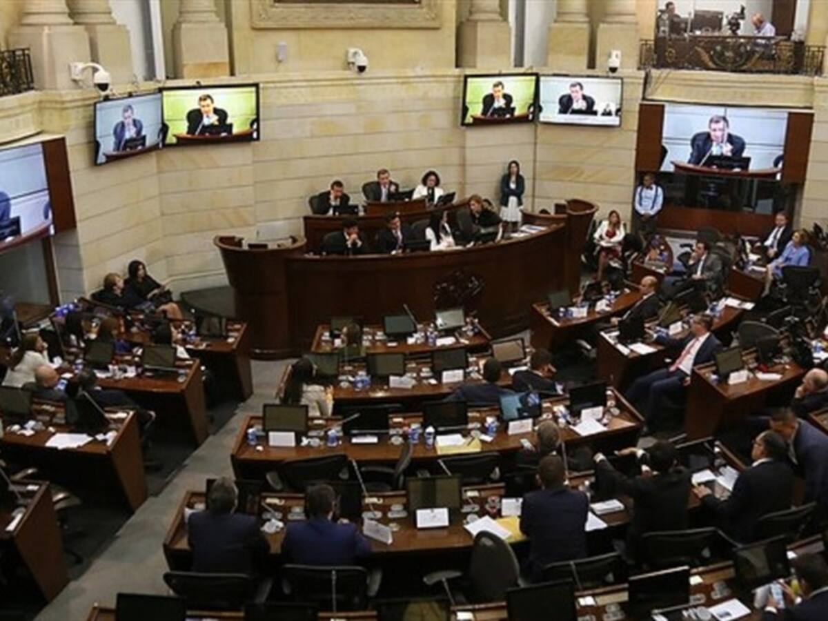 Proyecto de ley busca impedir que el Estado venda su participación en Ecopetrol y Cenit