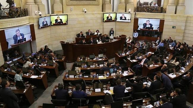 Proyecto de ley busca impedir que el Estado venda su participación en Ecopetrol y Cenit. Foto: Colprensa