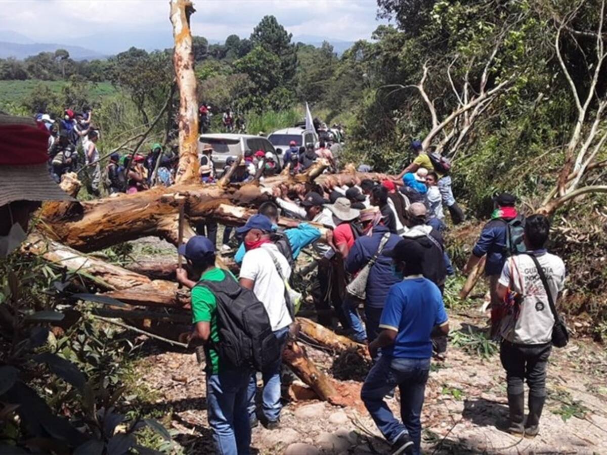 Más de 20 heridos dejan ataques contra la Guardia Indígena en Caldono, Cauca