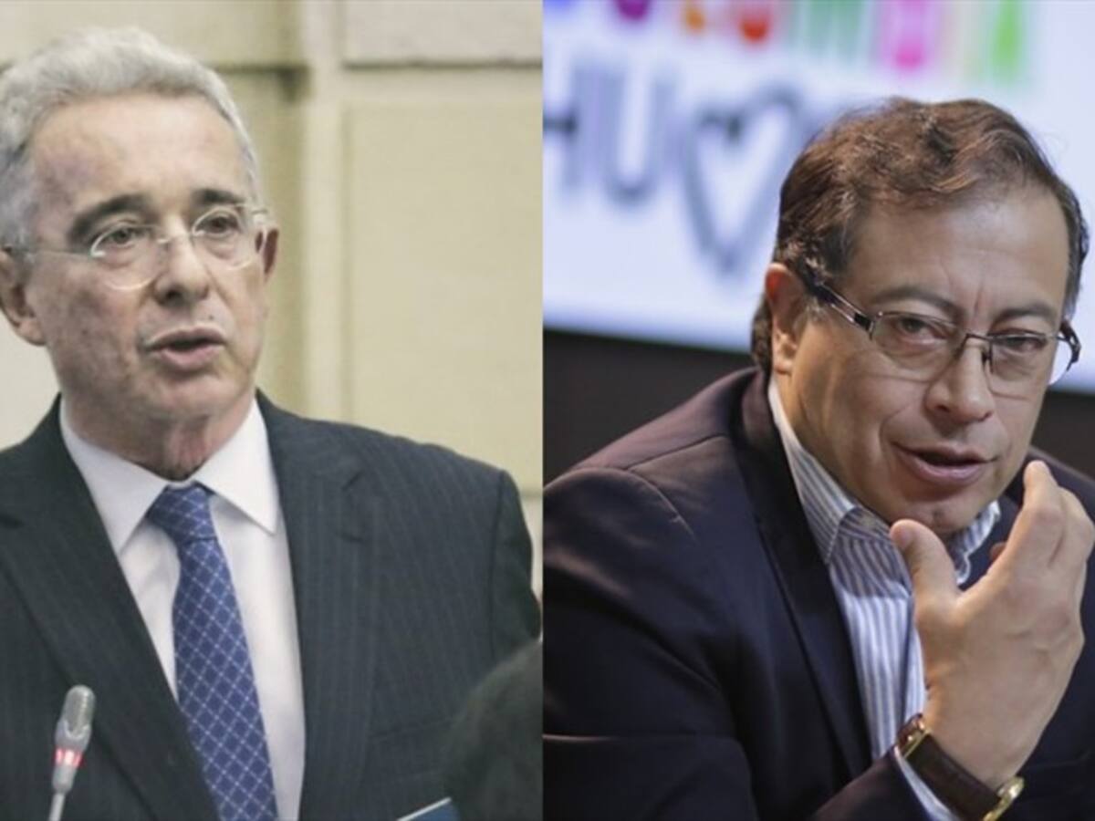 Uribe acusa a Petro de reunirse con Carlos Castaño; Petro dice que Uribe está desesperado