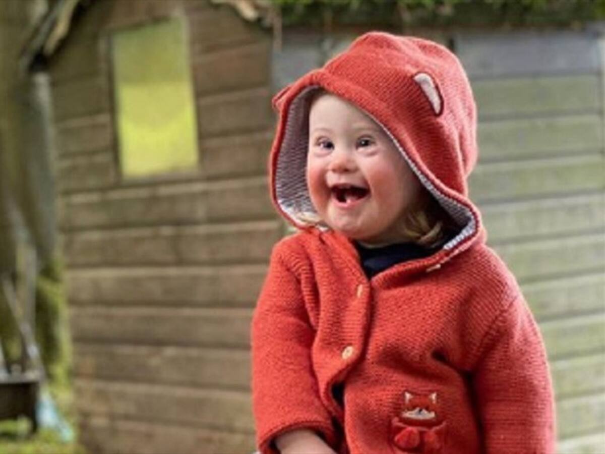 La niña de dos años con síndrome de Down que enternece las redes