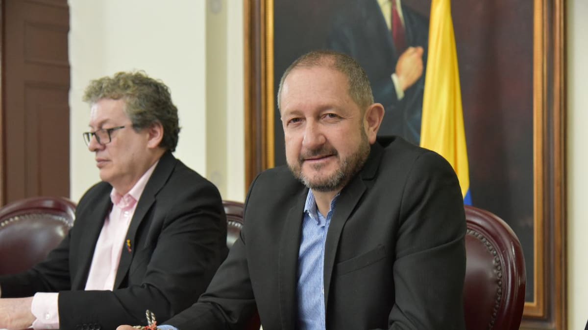 Pedro Suárez, investigado por presunto prevaricato y concierto para delinquir