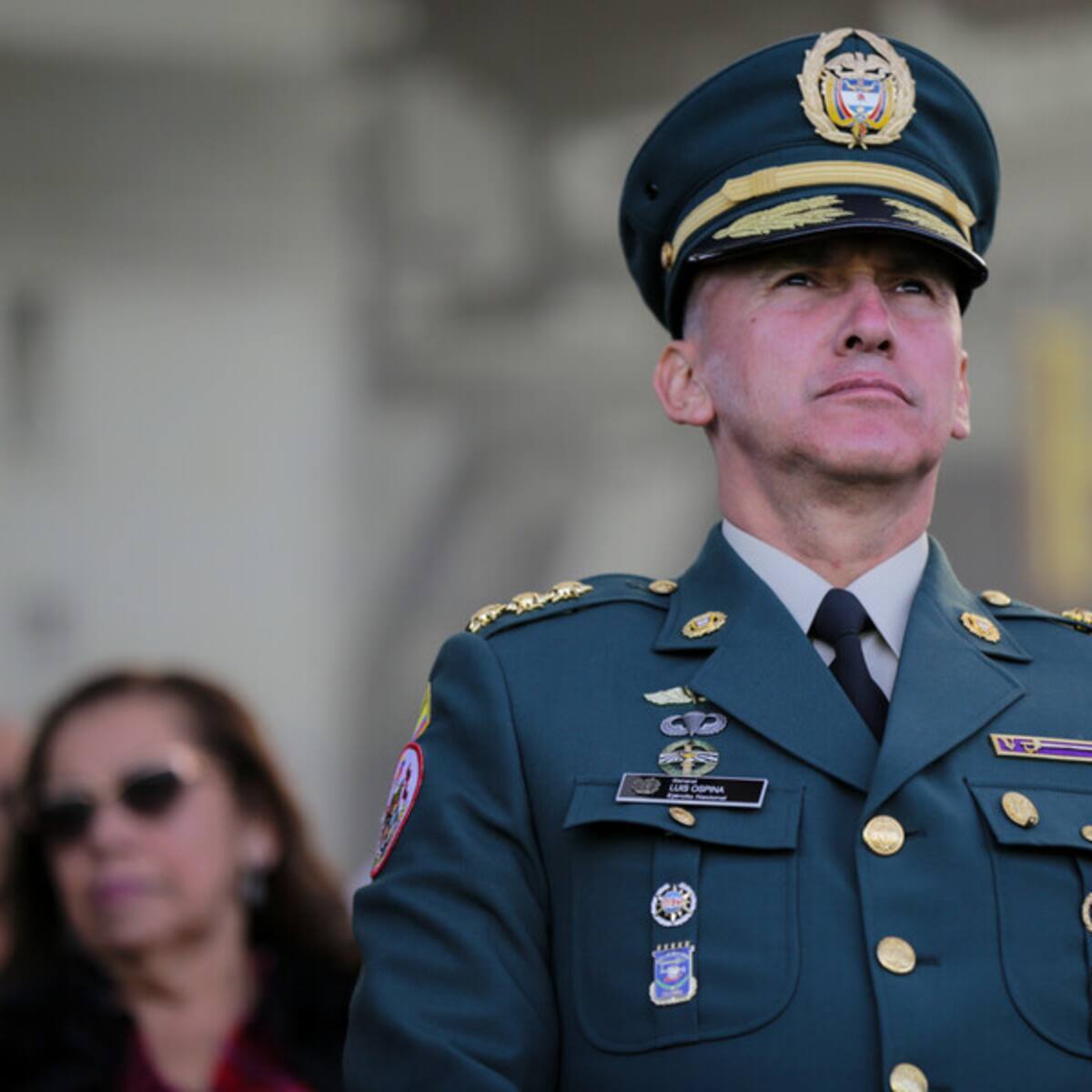 Abren indagación contra el comandante del Ejército y el comandante de Contrainteligencia