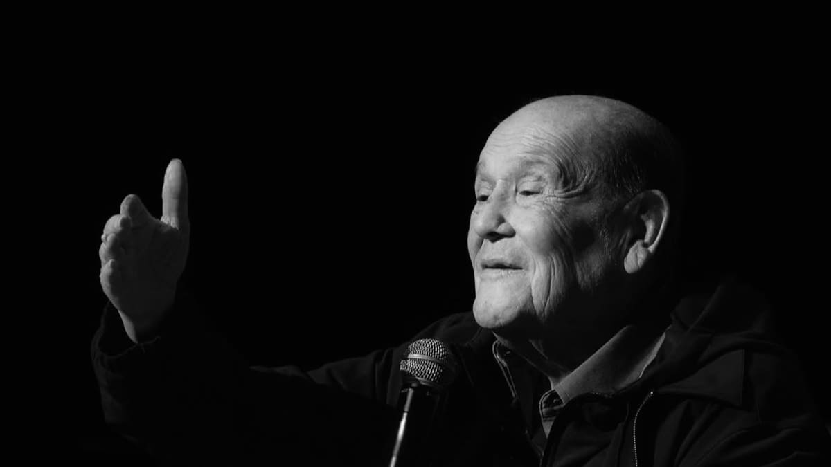 La W recuerda a Leo Dan