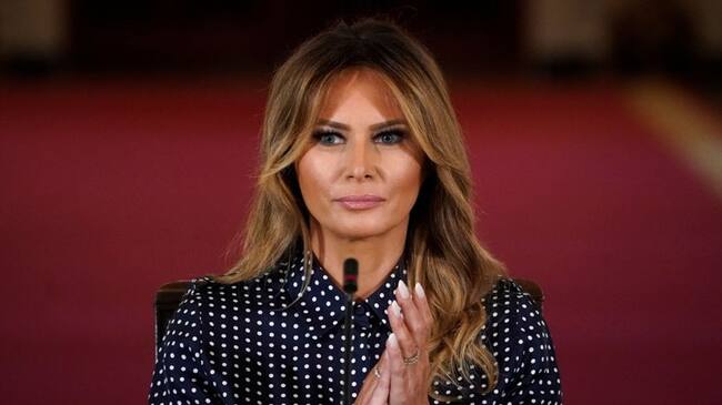 La primera dama de Estados Unidos, Melania Trump, canceló un viaje a Pensilvania para participar en el que iba a ser su primer mitin en muchos meses, debido a que todavía tiene una "tos persistente". Foto: Getty Images